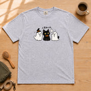 Halloween Black Cat Shy Ghost ハロウィン 黒猫「人見知り中。」おばけ 猫好き Tシャツ|フロントプリント