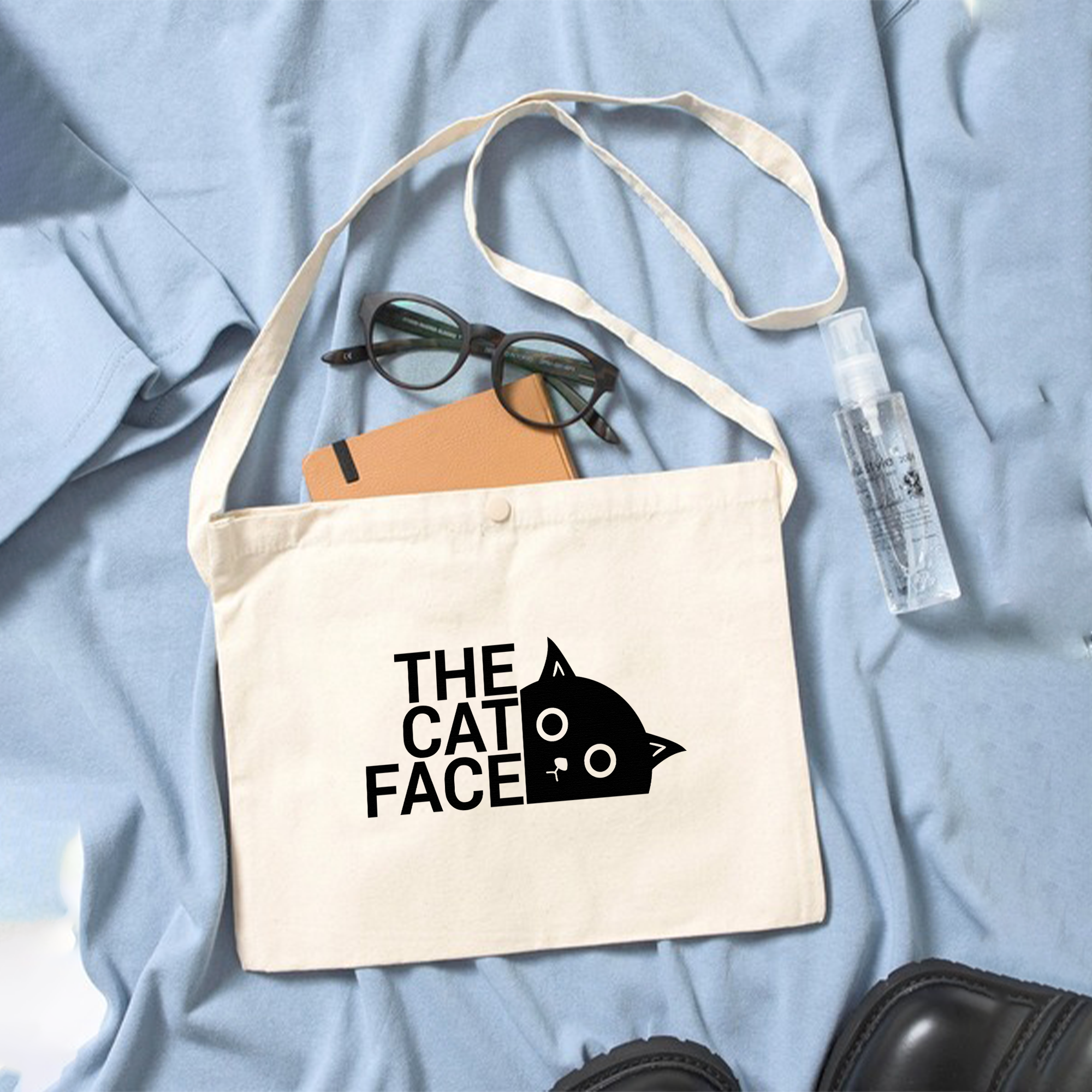 猫イラスト レギュラー キャンバス サコッシュ The Cat Face