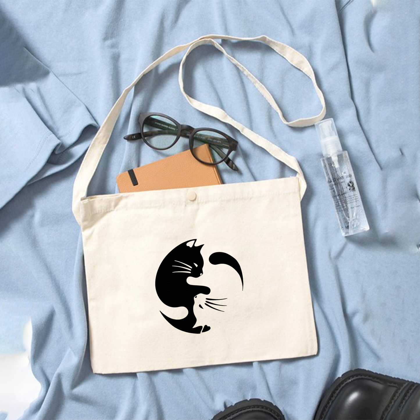 猫イラスト レギュラー キャンバス サコッシュ 陰陽サークル