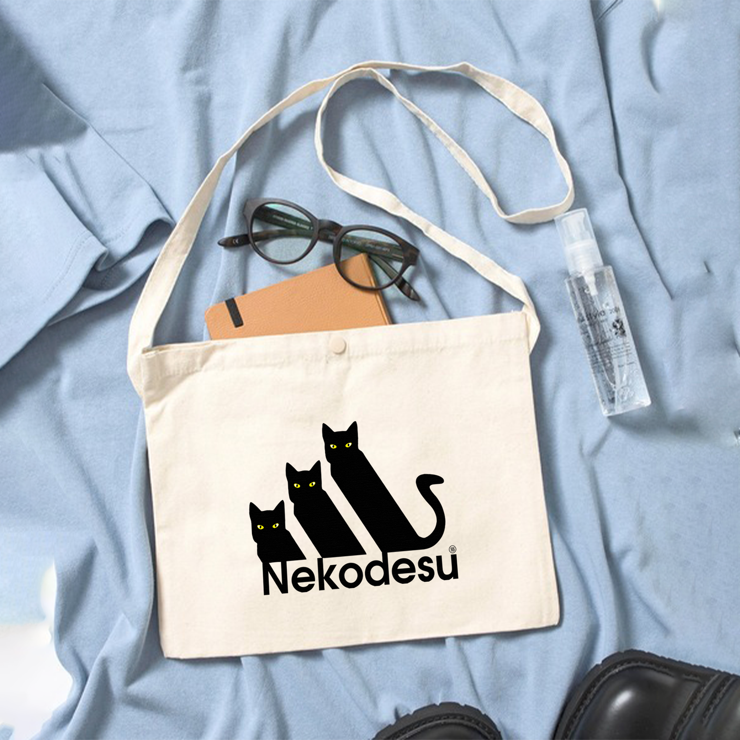 猫イラスト レギュラー キャンバス サコッシュ Nekodesu