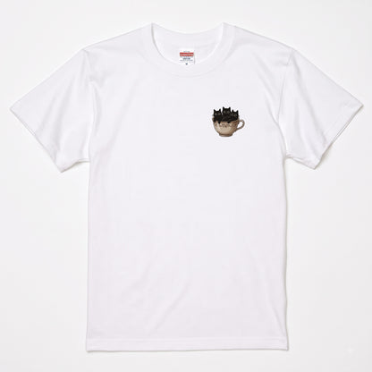CATS IN TEACUP | クラシカル 洋風 ティーカップ ワンポイント 黒猫 グラフィック Tシャツ【猫雑貨・普段着・きれいめ・ユニセックス・ギフトに最適】