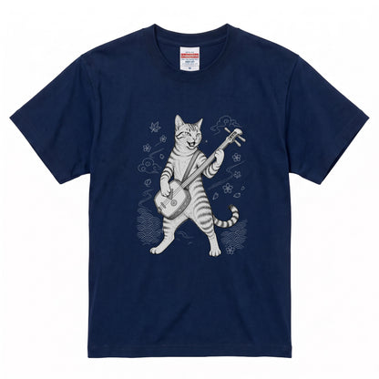 三味線猫 | 三味線 猫 和風 浮世絵風 イラスト Tシャツ【猫好き・和柄・伝統芸能・誕生日ギフトに最適】