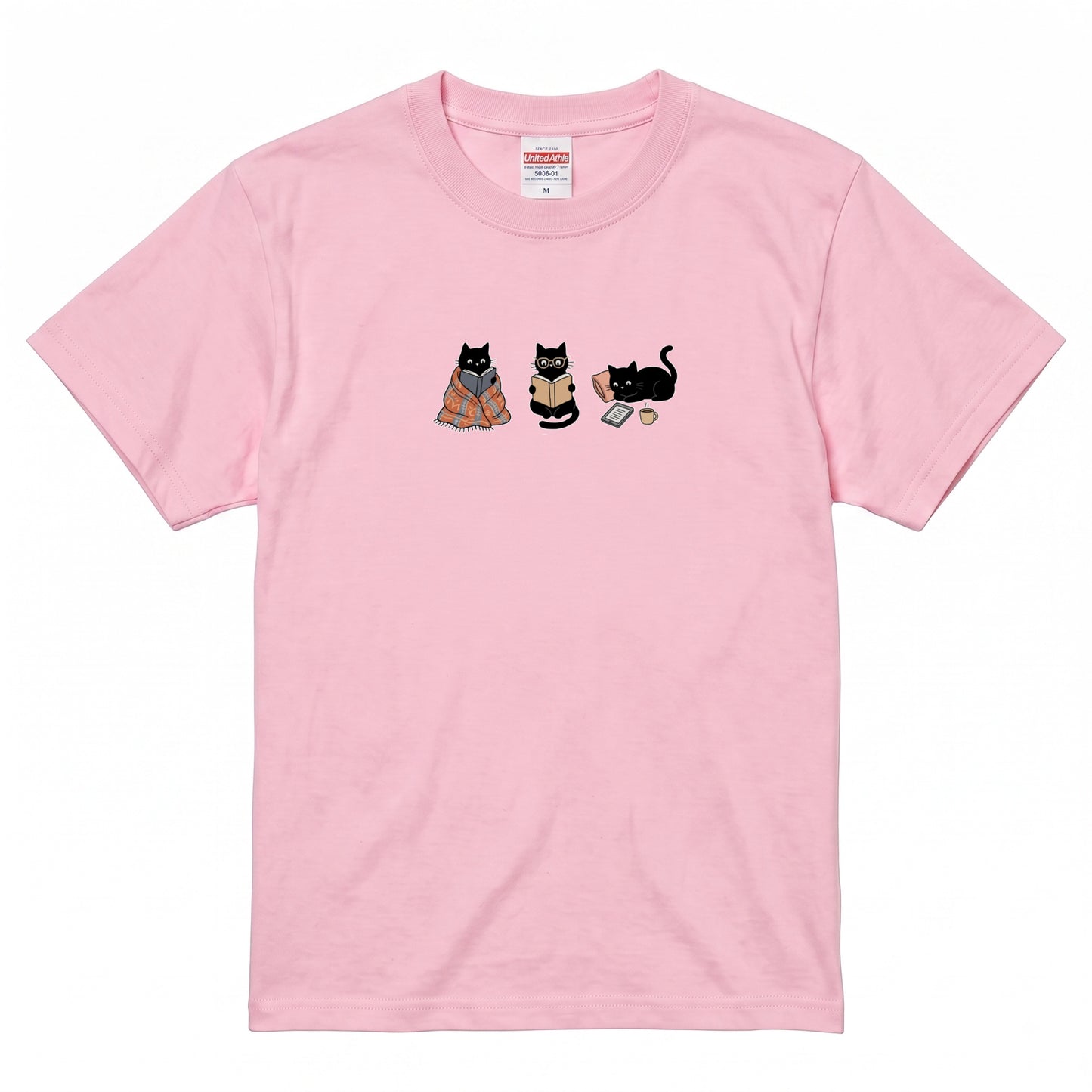 読書する黒猫たち Tシャツ