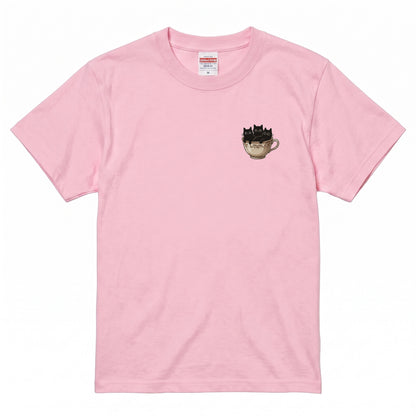 CATS IN TEACUP | クラシカル 洋風 ティーカップ ワンポイント 黒猫 グラフィック Tシャツ【猫雑貨・普段着・きれいめ・ユニセックス・ギフトに最適】