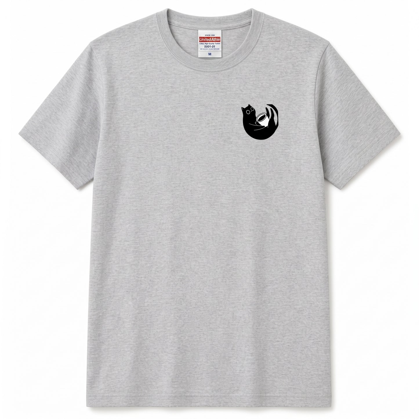 CAT & COFFEE | 手描き風 ワンポイント 黒猫 コーヒーカップ ミニマル グラフィック Tシャツ【猫雑貨・普段着・きれいめ・ユニセックス・ギフトに最適】