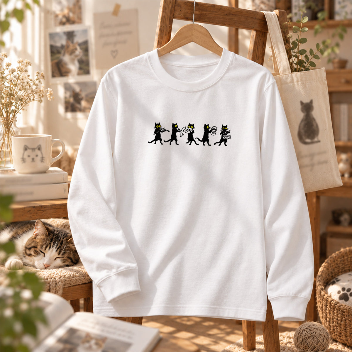 猫 長袖Tシャツ｜黒猫 音楽隊 イラスト｜ねこ ロンT メンズ レディース S-2XL