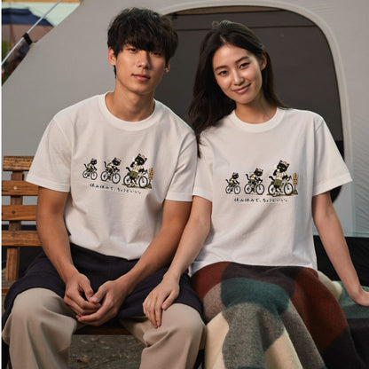 休み休みで、ちょうどいい。 | 黒猫 ロードバイク サイクリング 峠 珈琲 休憩 おもしろ Tシャツ【自転車好き・ポタリング・チャリ・猫グッズ・かわいい・誕生日ギフトに最適】