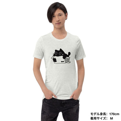 猫tシャツ ねこ 猫イラスト 段ボールが好きな猫｜アダルト&キッズサイズ.