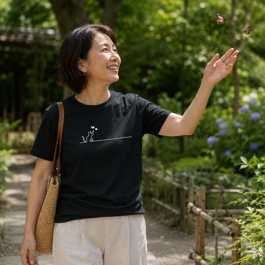 猫 バタフライ Tシャツ | 猫好き・シンプル好きに人気