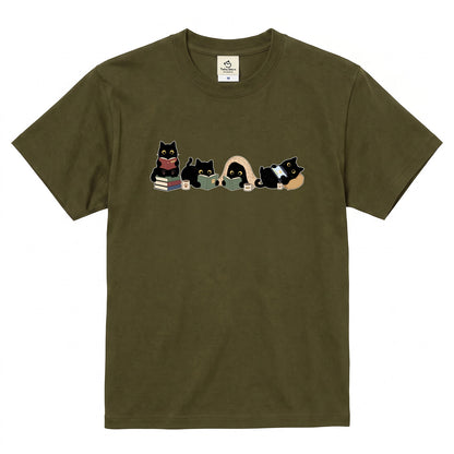 読書黒猫 Tシャツ ｜ 猫好き・読書好き・本好きに人気