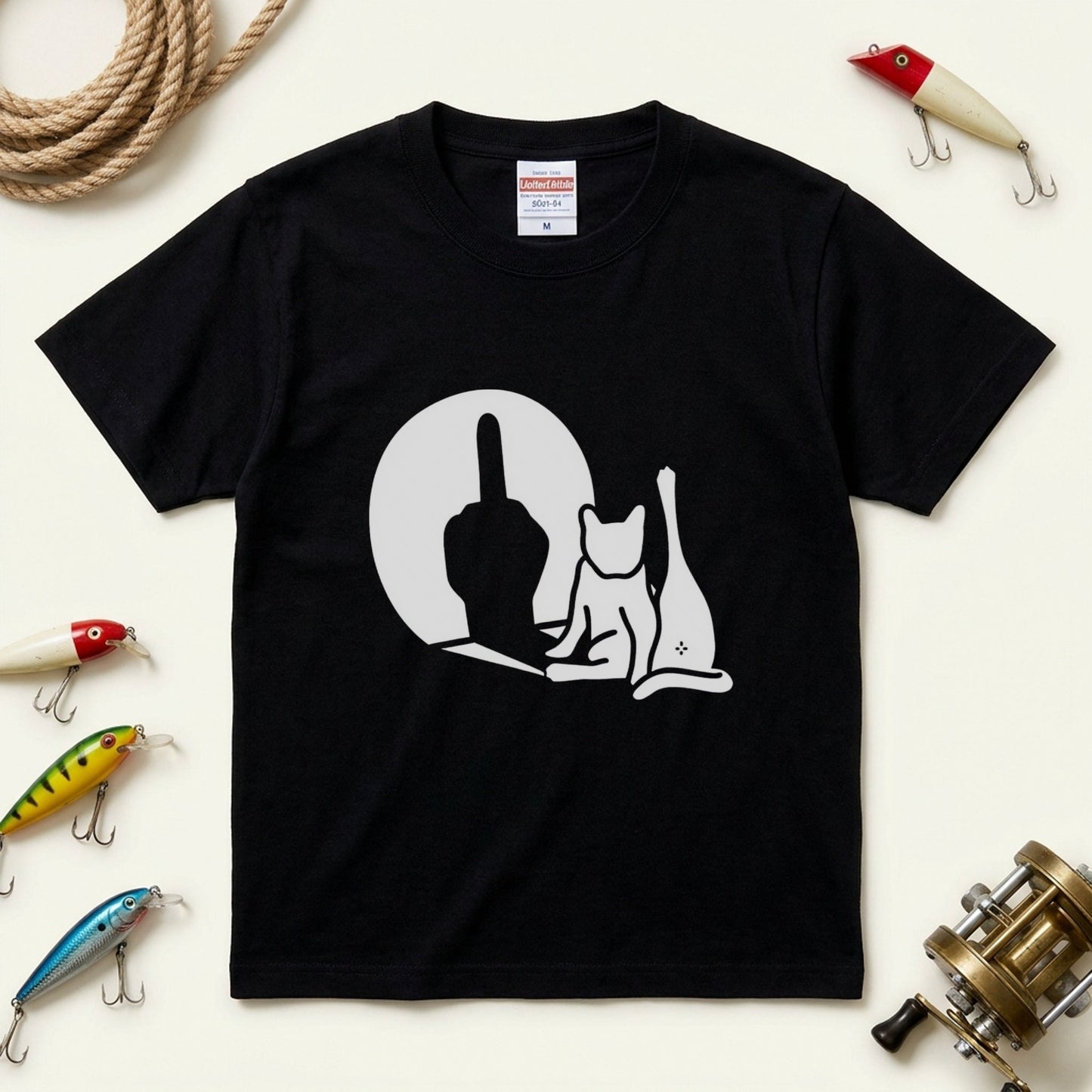 猫の影 中指 Tシャツ ｜ 猫好き・おもしろ・シュール・ジョークに人気