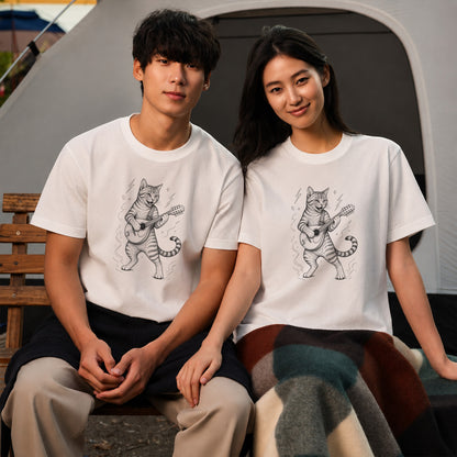 マンドリンキャット | かわいい猫 マンドリン 演奏 イラスト Tシャツ【猫好き・音楽好き・誕生日ギフトに最適】