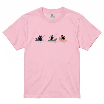 釣り黒猫 Tシャツ ｜ 猫好き・釣り好きに人気