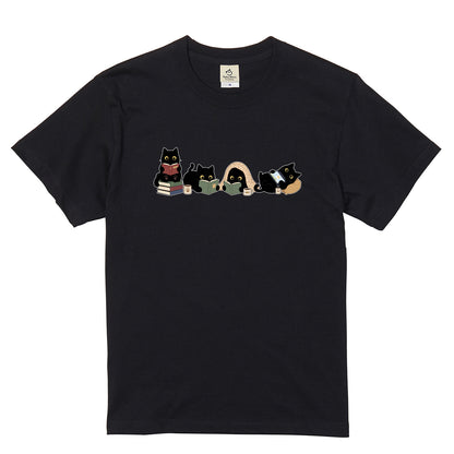 読書黒猫 Tシャツ ｜ 猫好き・読書好き・本好きに人気