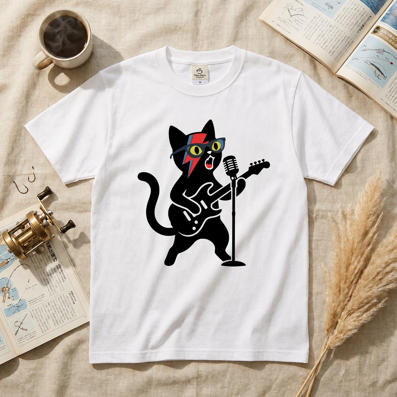 rockstar-black-cat-lightning-